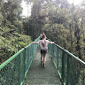 Meet your Posher, Emily